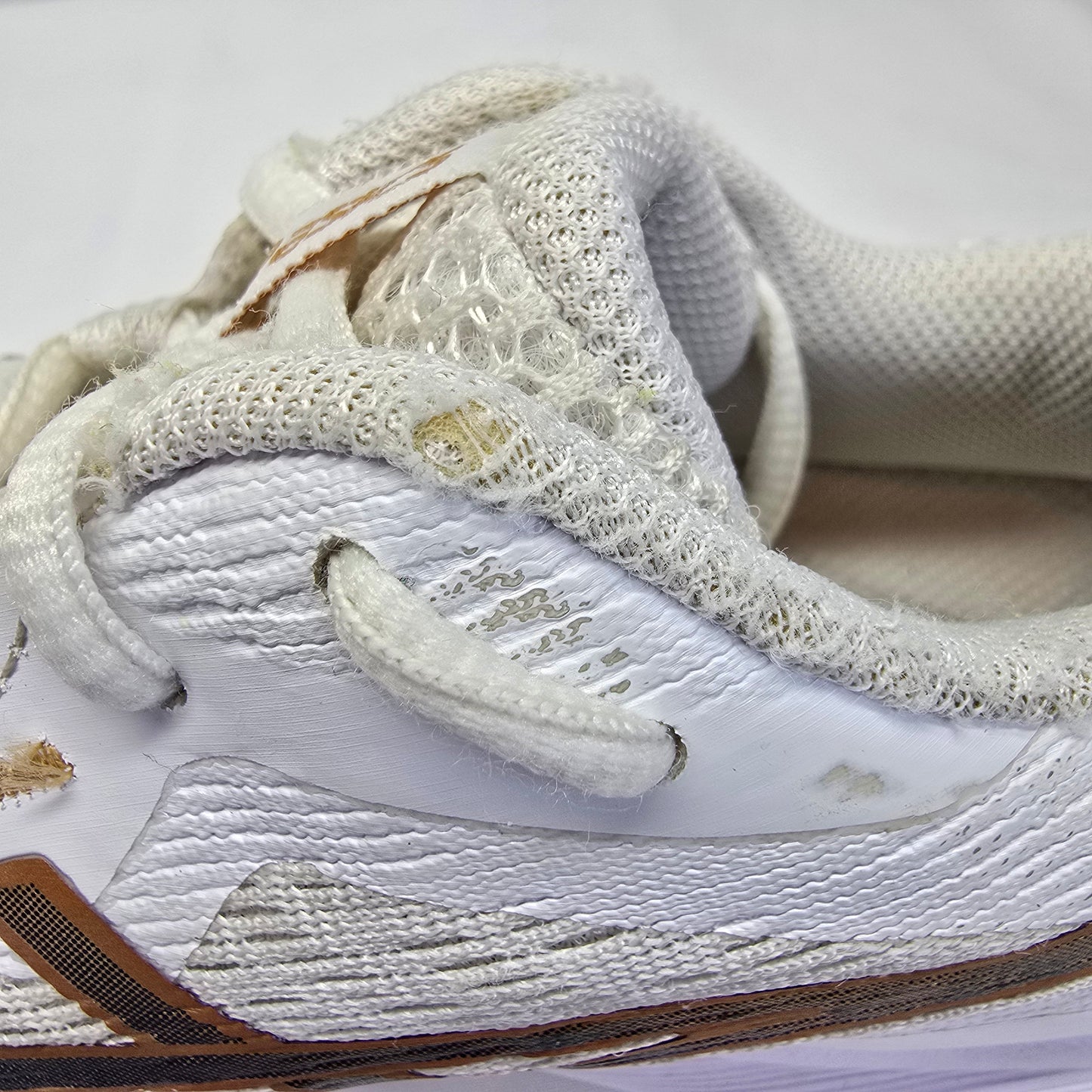 Asics Gel-Netburner Academy 9